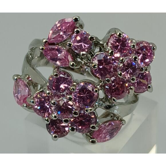 Vintage Ring Size 6.75 Silver Tone White Gold GP Purple Sim Diamond CZ Cocktail - Picture 10 of 10